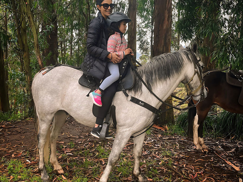 Hacienda-Las-Cuevas-Ecolodge-Experience-Actividad-Cabalgata-1