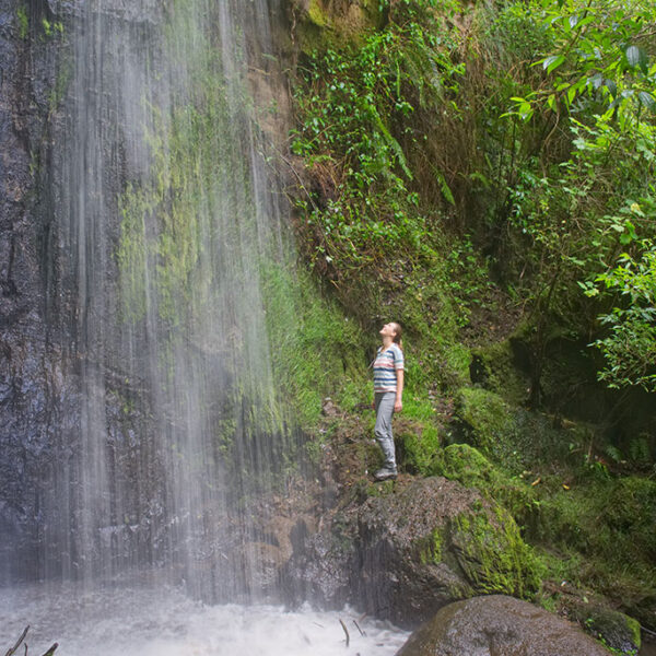 Hacienda-Las-Cuevas-Ecolodge-Experience-Actividad-Senderismo-3